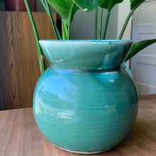 Load image into Gallery viewer, Bluegreen Vase
